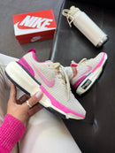 Tênis Zoom x Invincible Run 3 - Branco/Rosa